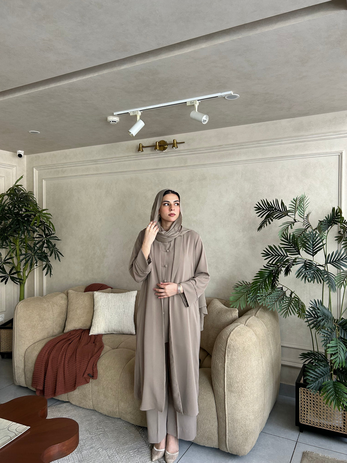 NOUÉ OUTER