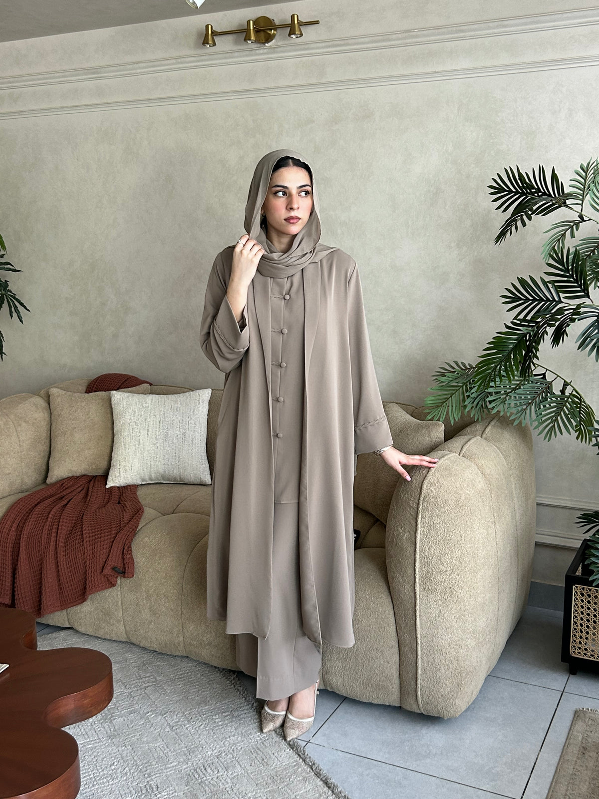 NOUÉ OUTER