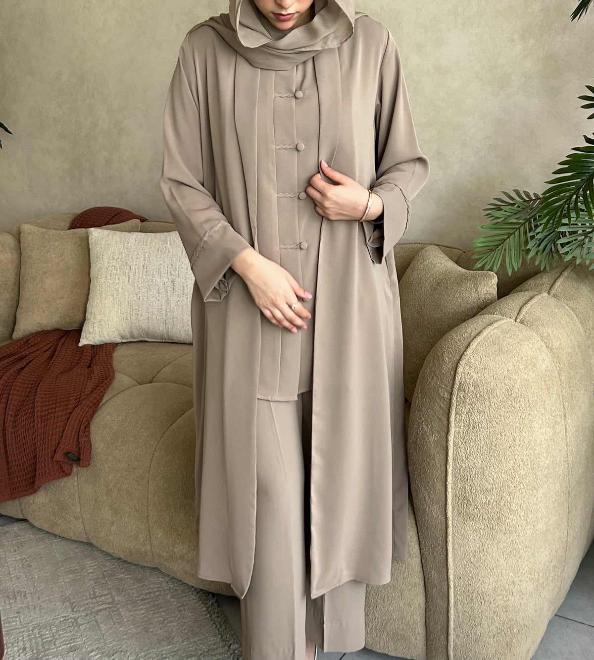 NOUÉ OUTER